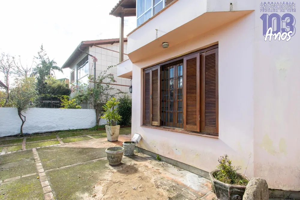 Casa, 3 quartos, 253 m² - Foto 1