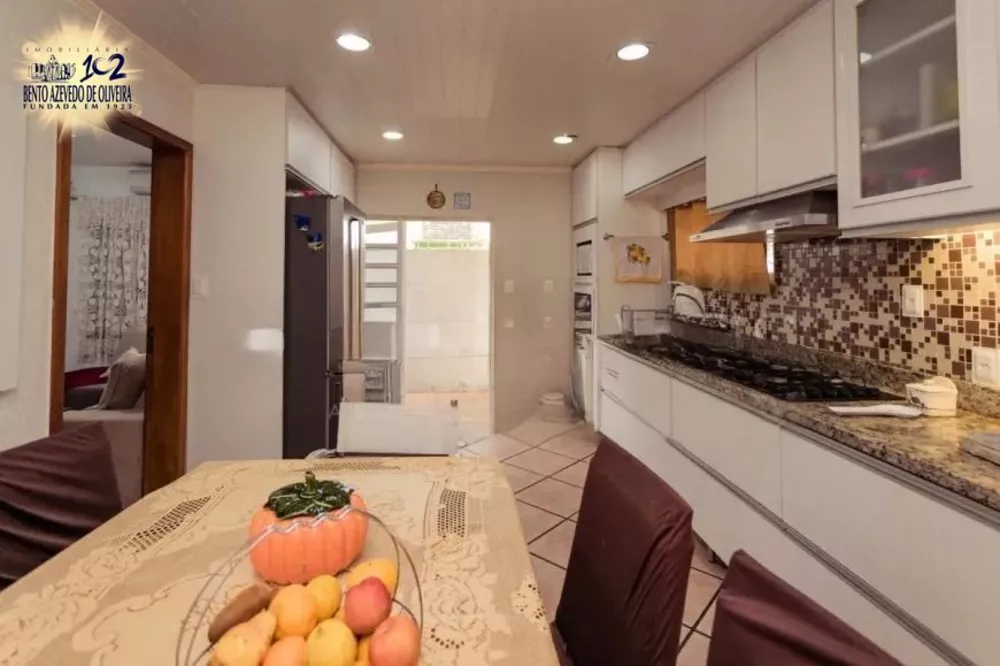 Casa, 3 quartos, 200 m² - Foto 3