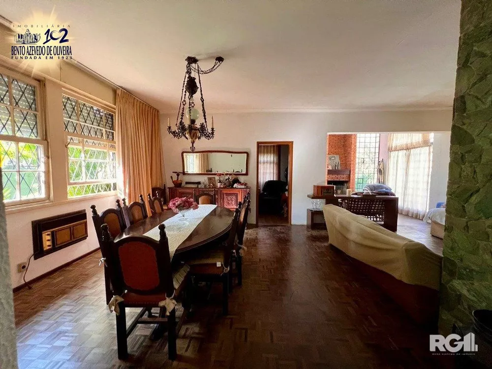 Casa, 3 quartos, 240 m² - Foto 1