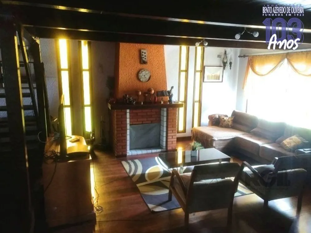 Casa, 3 quartos, 250 m² - Foto 1