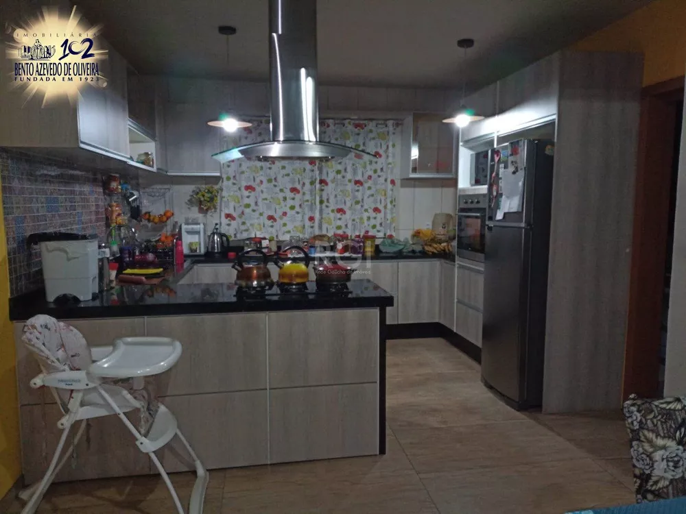 Sobrado, 3 quartos, 240 m² - Foto 1