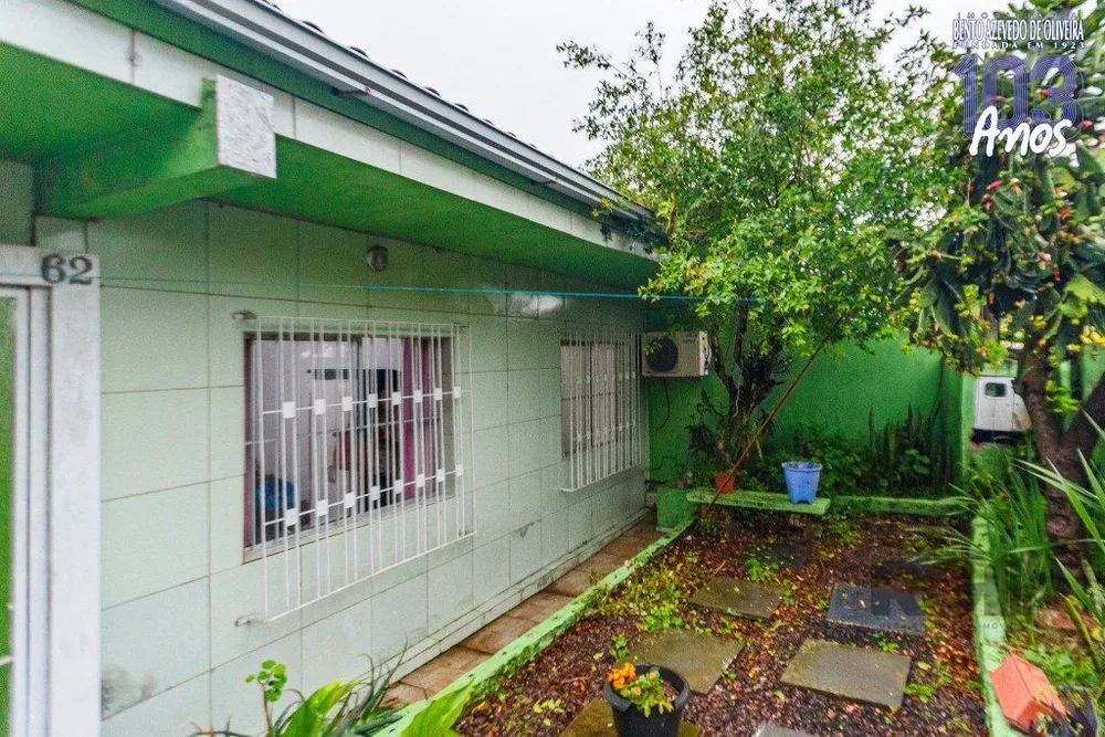 Casa, 4 quartos, 131 m² - Foto 1