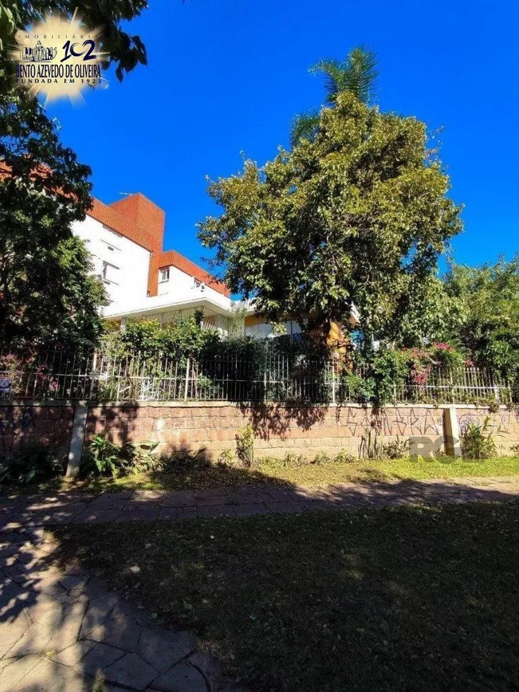 Casa, 4 quartos, 290 m² - Foto 1