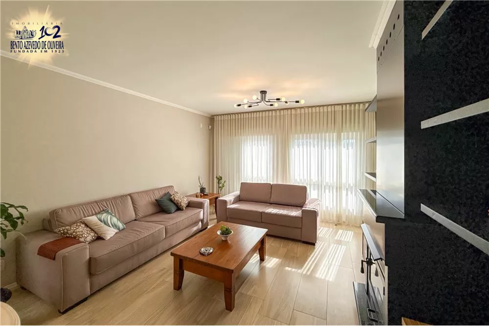 Casa, 3 quartos, 184 m² - Foto 2