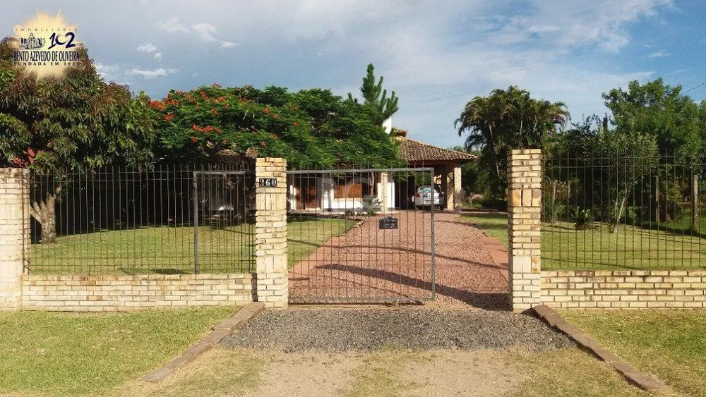 Casa, 2 quartos, 220 m² - Foto 1