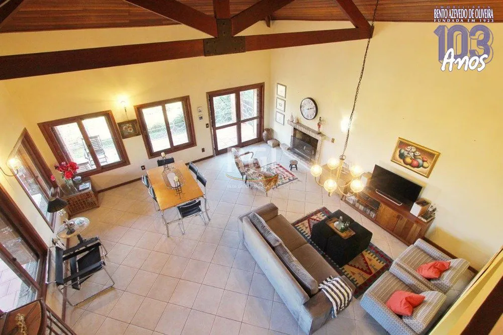 Casa, 4 quartos, 269 m² - Foto 2