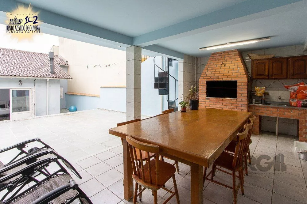 Casa, 3 quartos, 267 m² - Foto 1