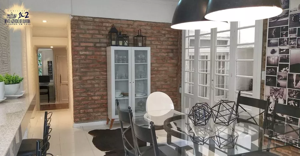 Casa, 2 quartos, 150 m² - Foto 1