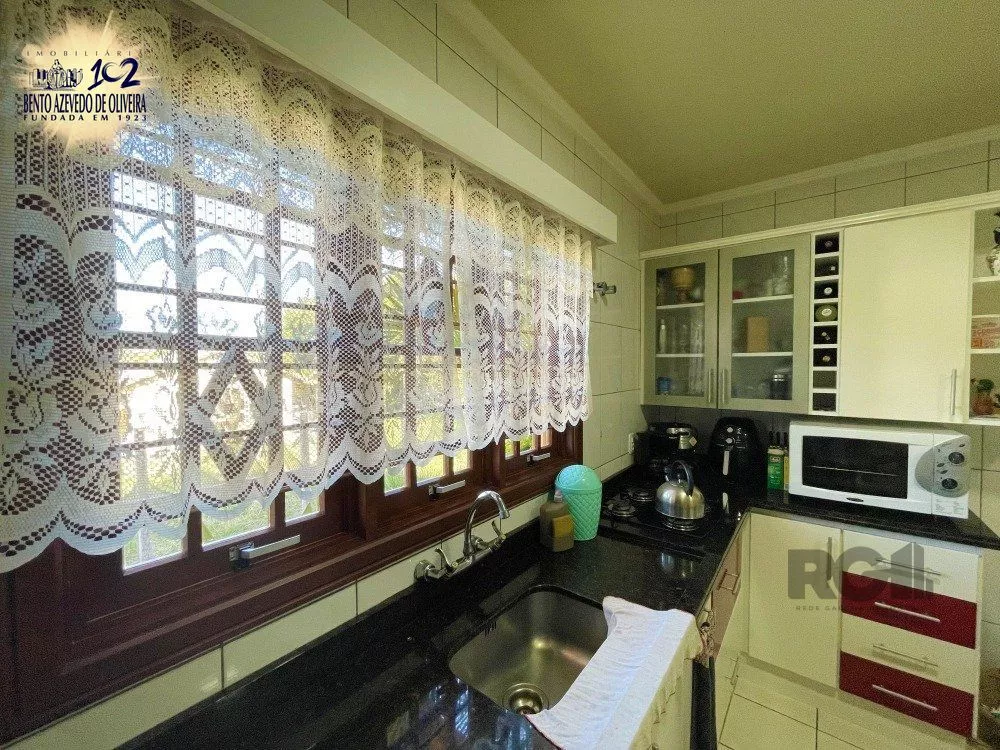 Casa, 3 quartos, 200 m² - Foto 1