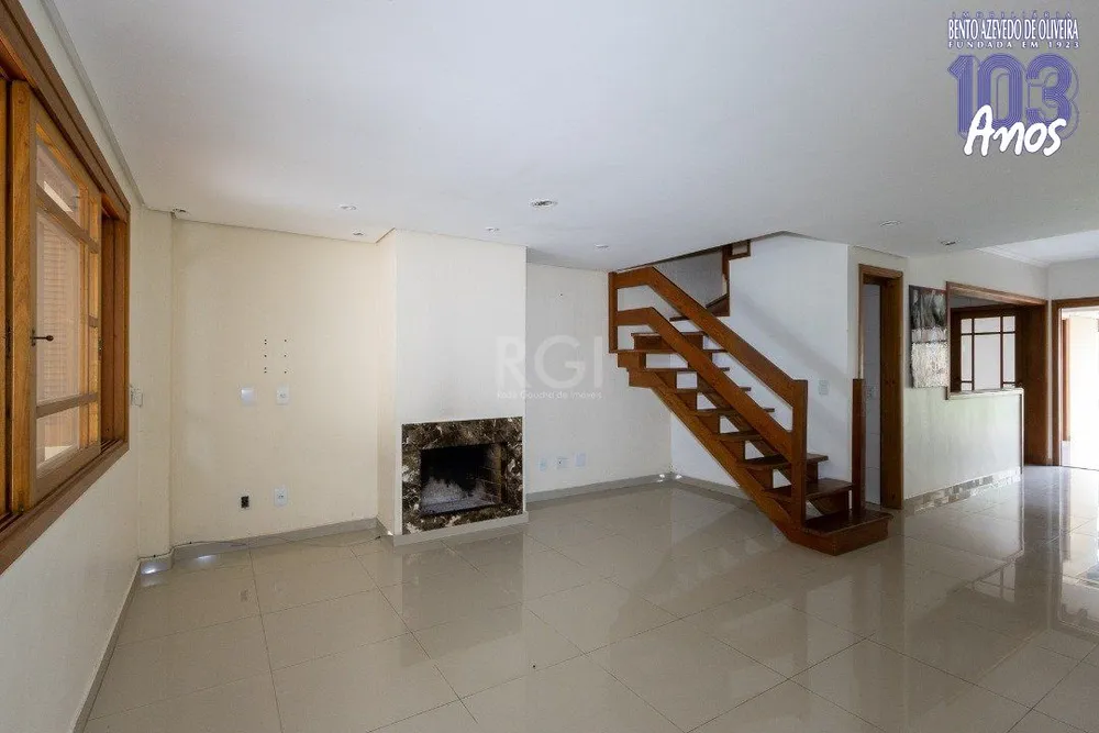 Casa, 3 quartos, 181 m² - Foto 1