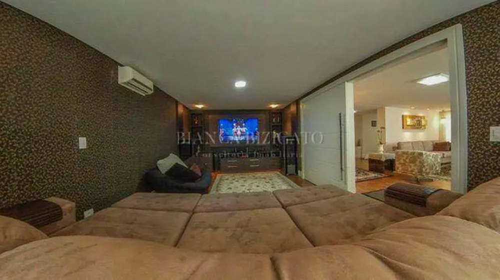 Casa, 7 quartos, 733 m² - Foto 1