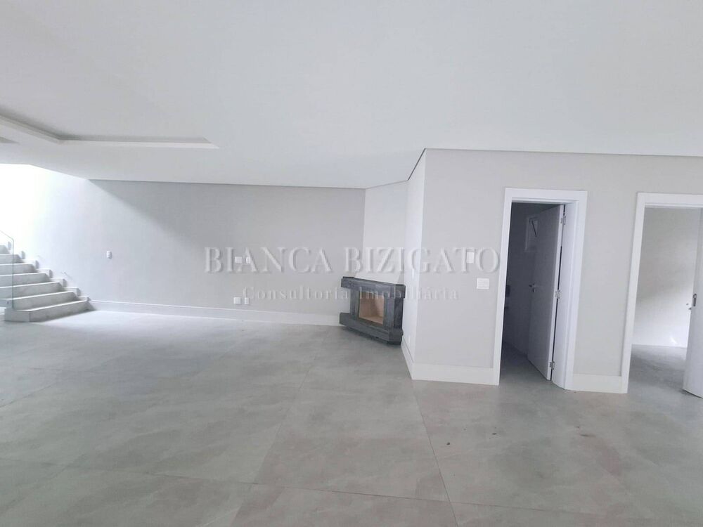 Casa à venda com 4 quartos, 281m² - Foto 5