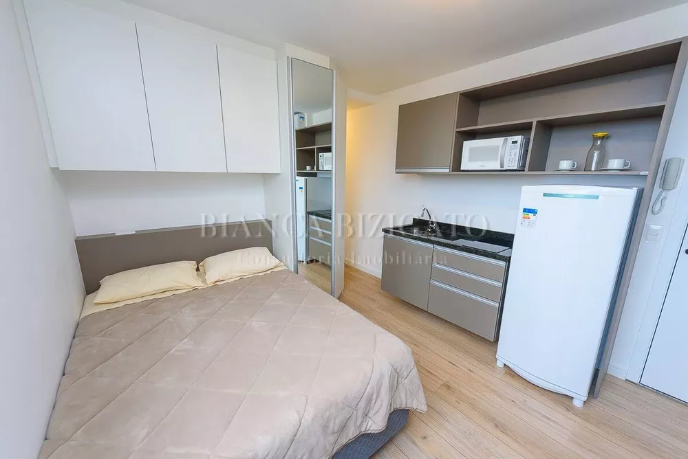 Apartamento à venda com 1 quarto, 17m² - Foto 2