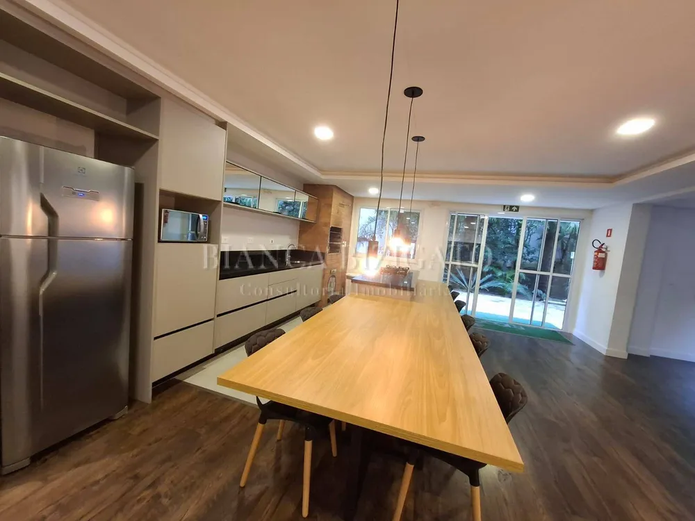Cobertura, 3 quartos, 211 m² - Foto 2