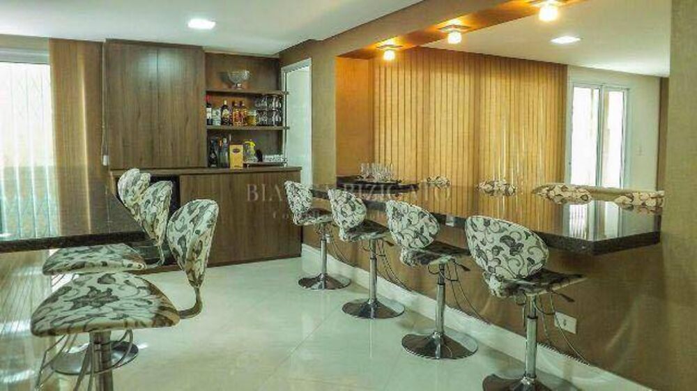 Casa, 7 quartos, 733 m² - Foto 2