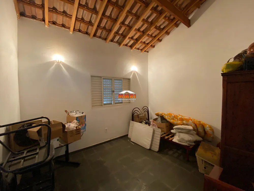 Chácara, 3 quartos, 1000 m² - Foto 1