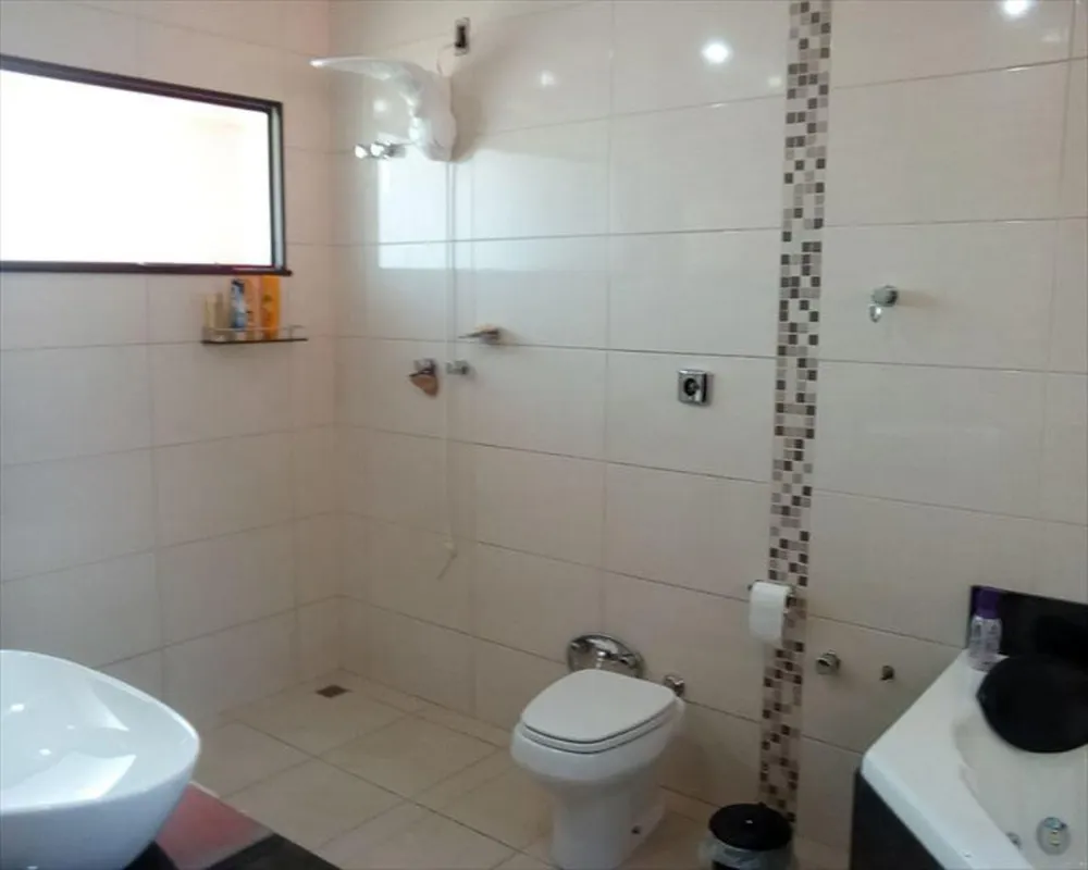 Sobrado, 3 quartos, 250 m² - Foto 2