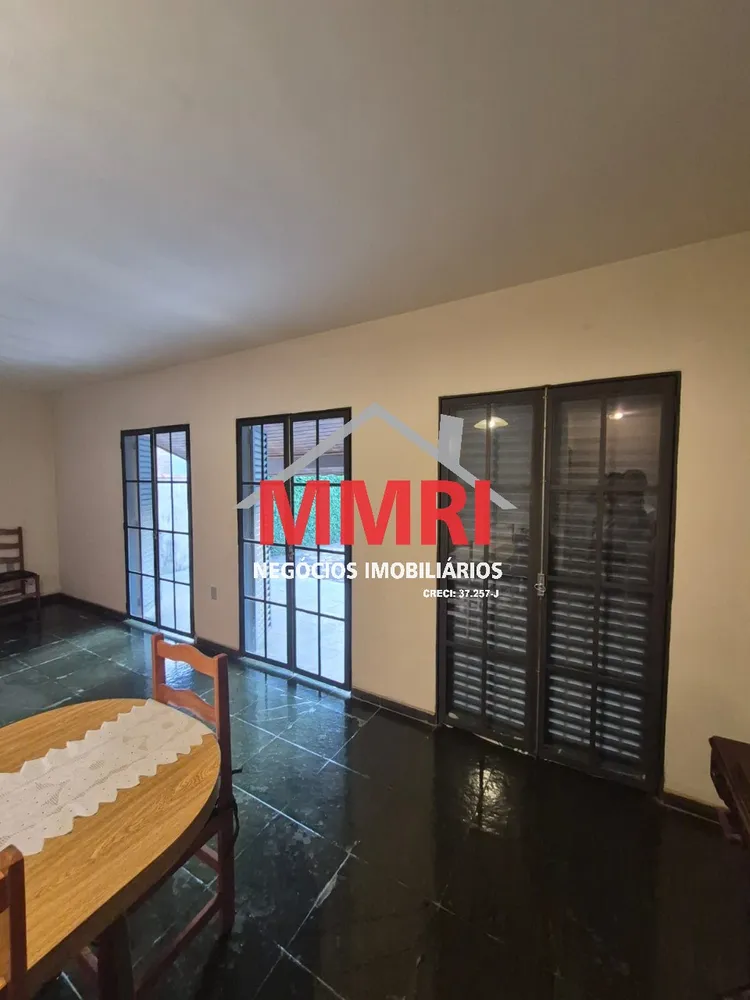 Chácara, 3 quartos, 1250 m² - Foto 11