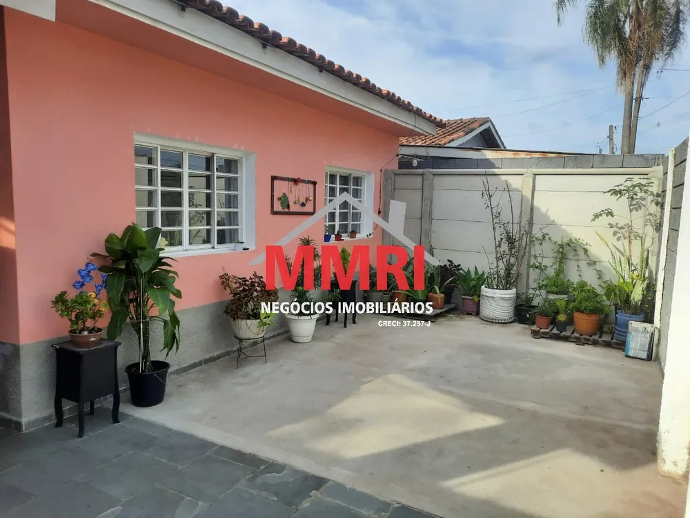 Casa, 3 quartos, 300 m² - Foto 1