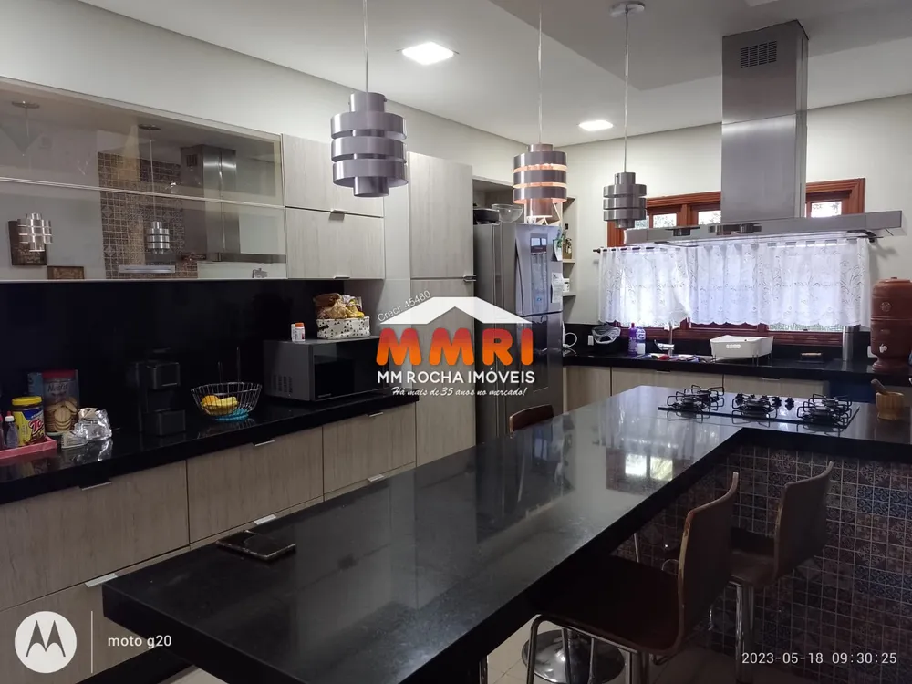 Chácara, 3 quartos, 753 m² - Foto 2