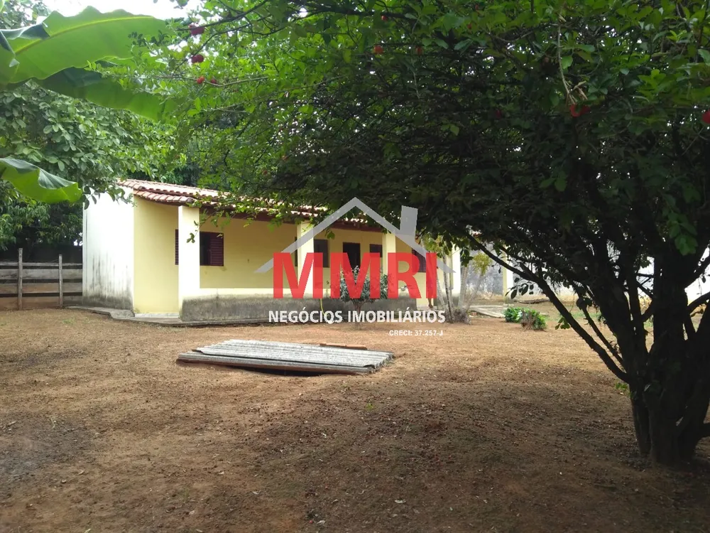 Chácara, 2 quartos, 1050 m² - Foto 1