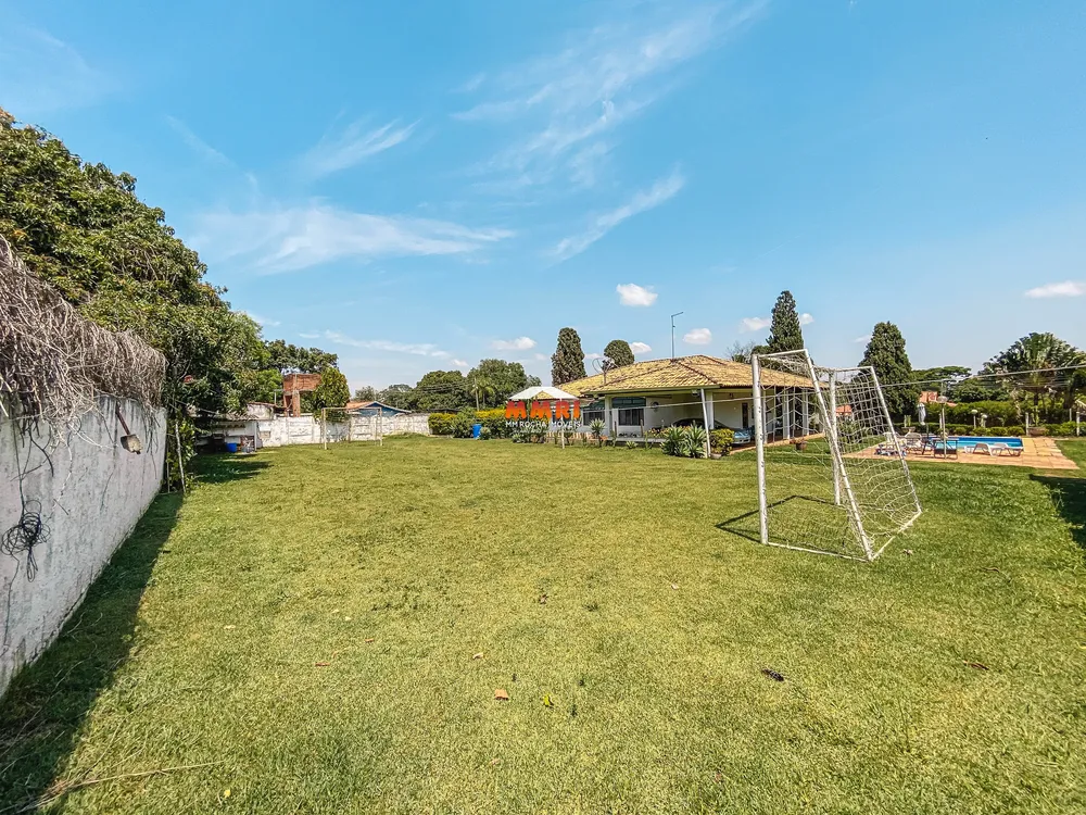 Chácara, 3 quartos, 2210 m² - Foto 4