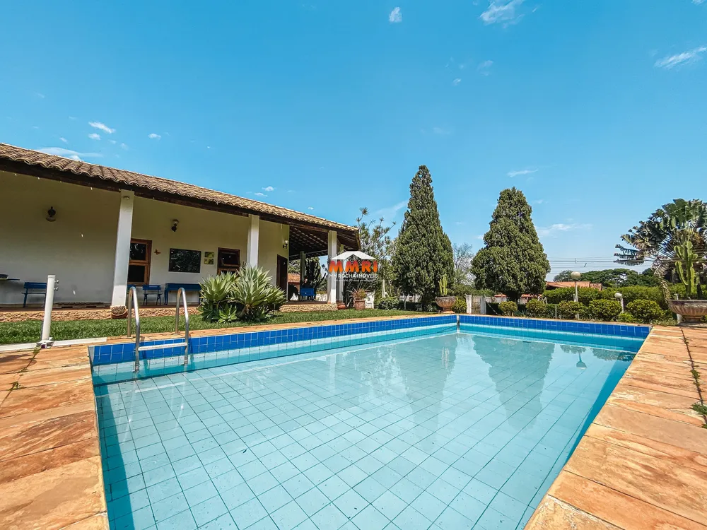 Chácara, 3 quartos, 2210 m² - Foto 3
