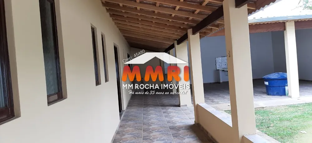 Chácara, 3 quartos, 750 m² - Foto 2