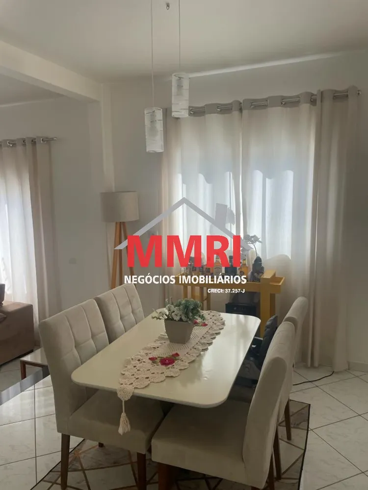 Casa, 3 quartos, 330 m² - Foto 1