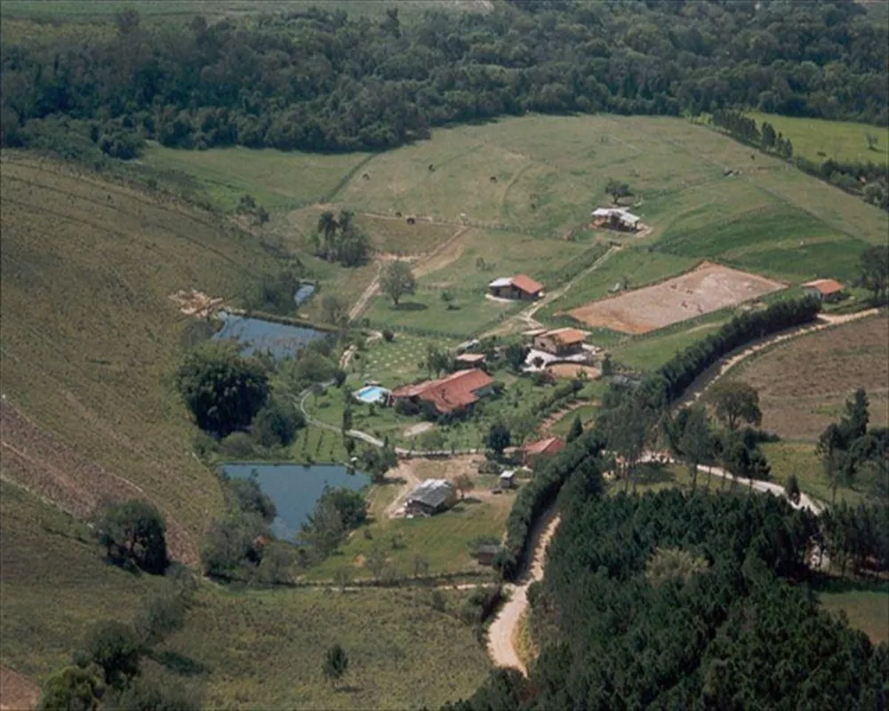 Sítio, 3 quartos, 72000 m² - Foto 2