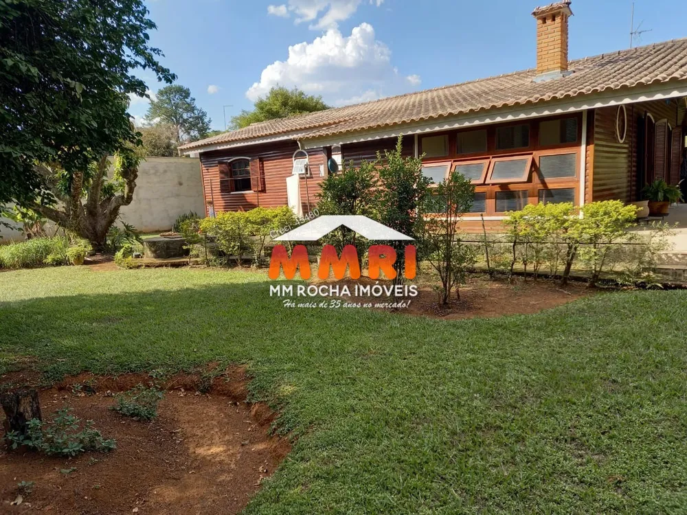Chácara, 3 quartos, 2662 m² - Foto 1
