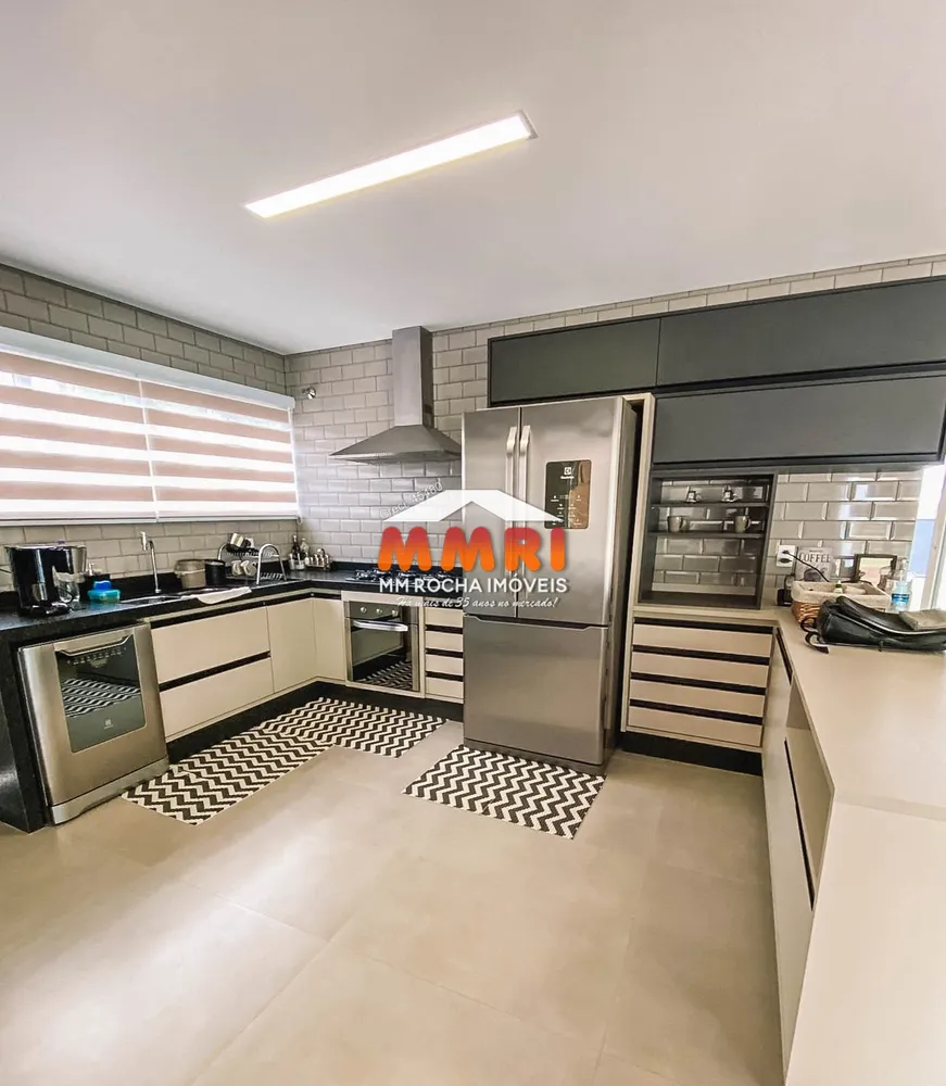 Chácara, 5 quartos, 3657 m² - Foto 1