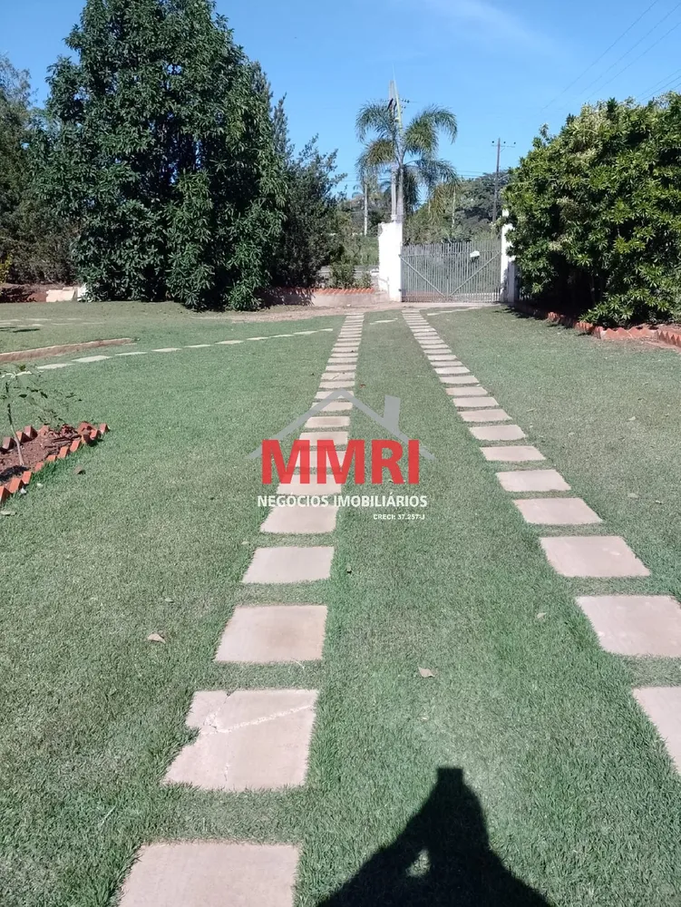 Chácara, 4 quartos, 2000 m² - Foto 1