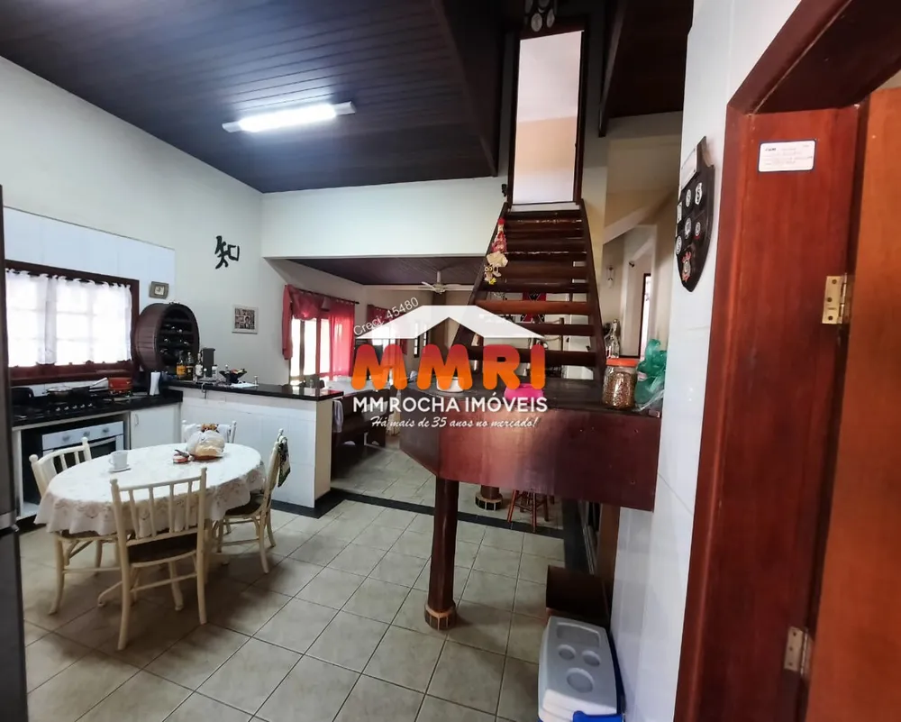 Chácara, 4 quartos, 6000 m² - Foto 2