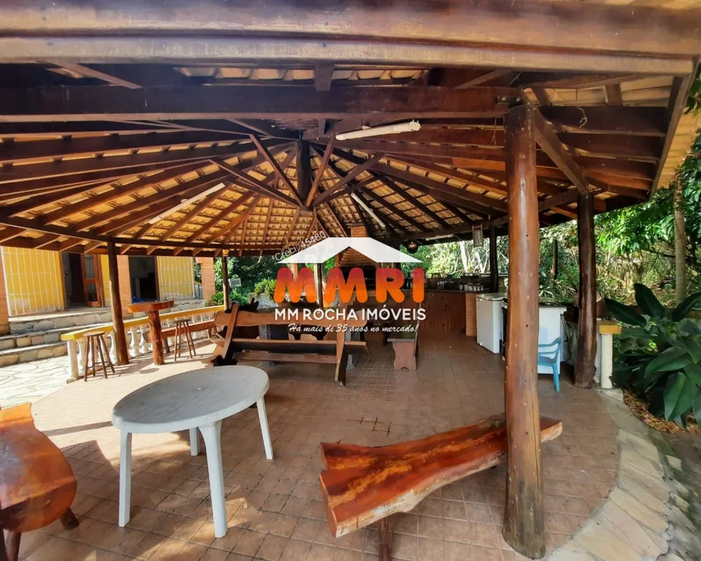 Chácara, 4 quartos, 6000 m² - Foto 1