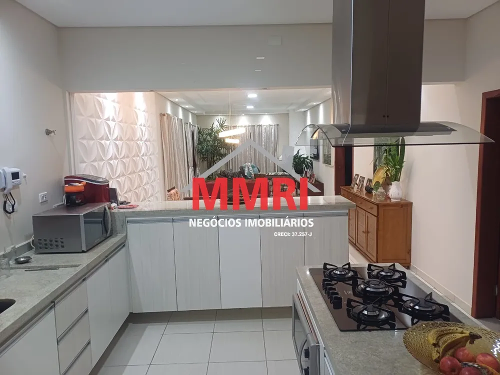 Chácara, 3 quartos, 1000 m² - Foto 1