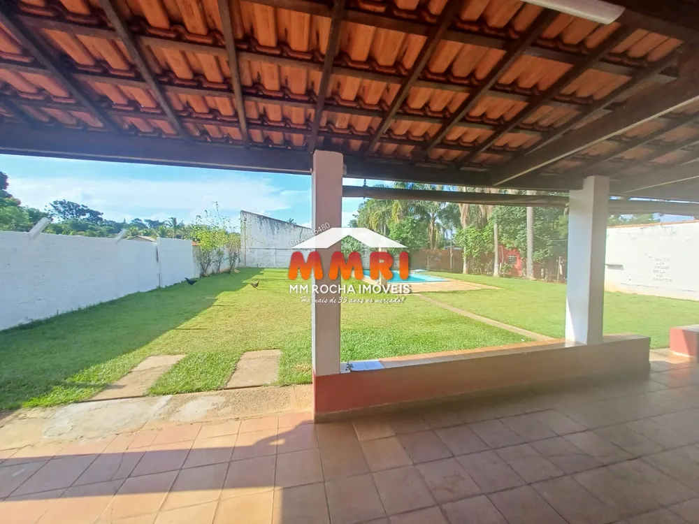 Chácara, 4 quartos, 2000 m² - Foto 1