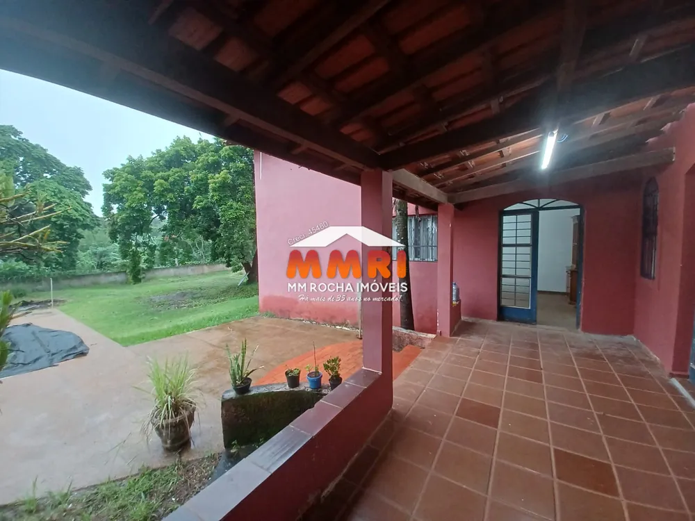 Chácara, 4 quartos, 3000 m² - Foto 1