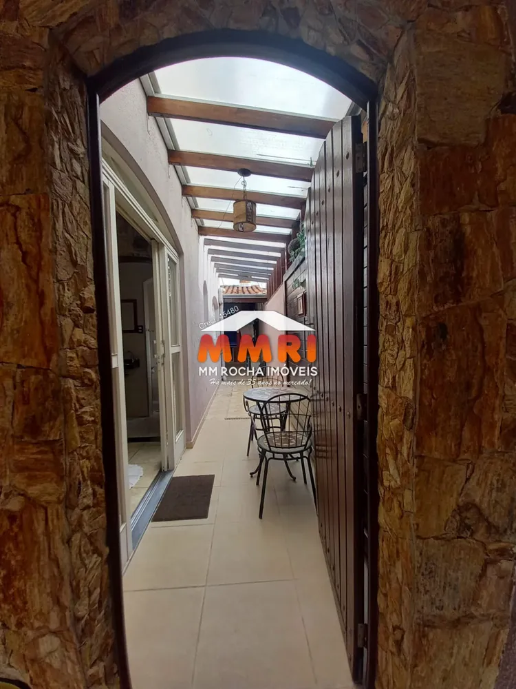 Casa, 3 quartos, 225 m² - Foto 4