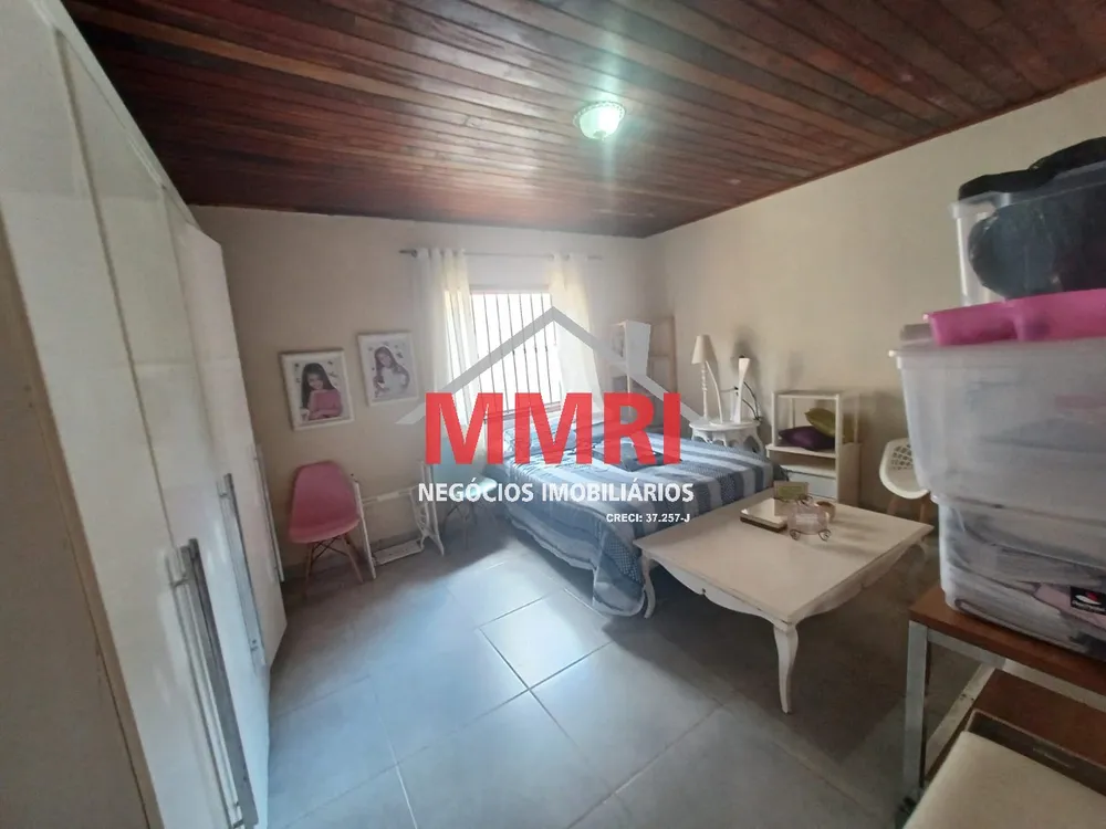Chácara, 3 quartos, 1800 m² - Foto 1
