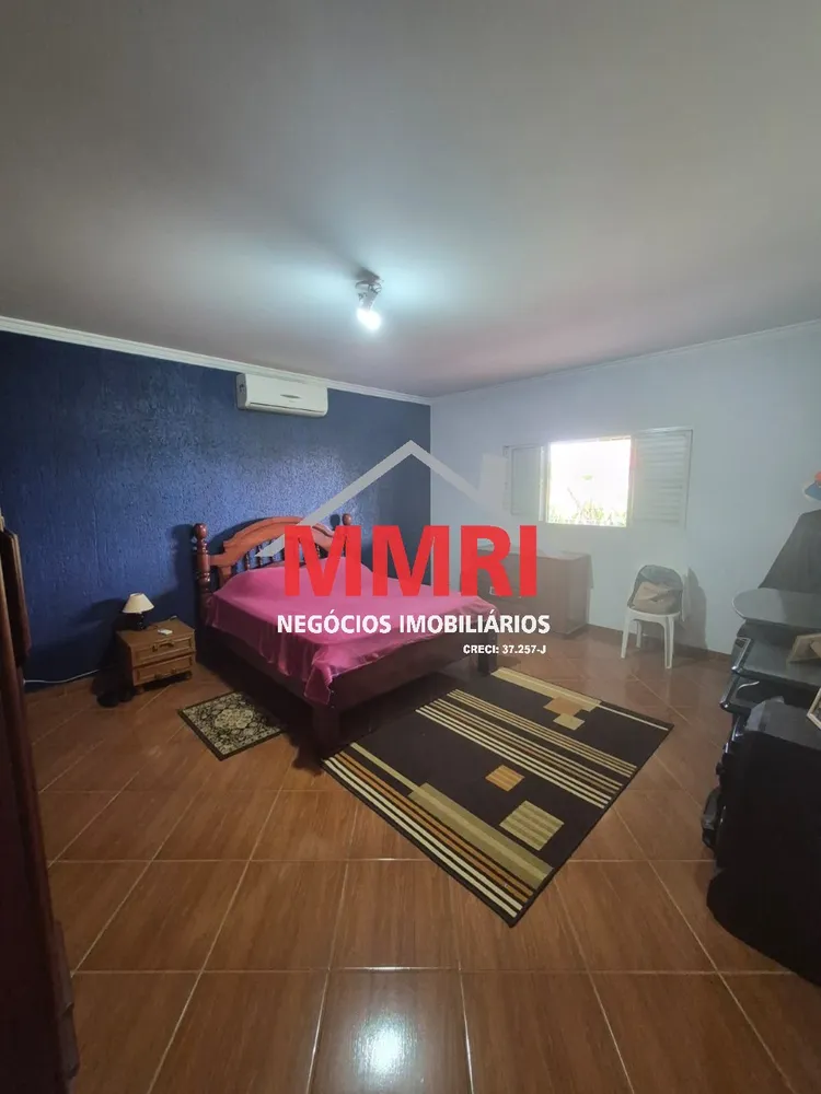 Chácara, 3 quartos, 1080 m² - Foto 4