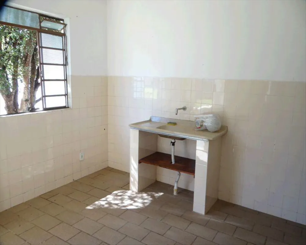 Chácara, 3 quartos, 1000 m² - Foto 1