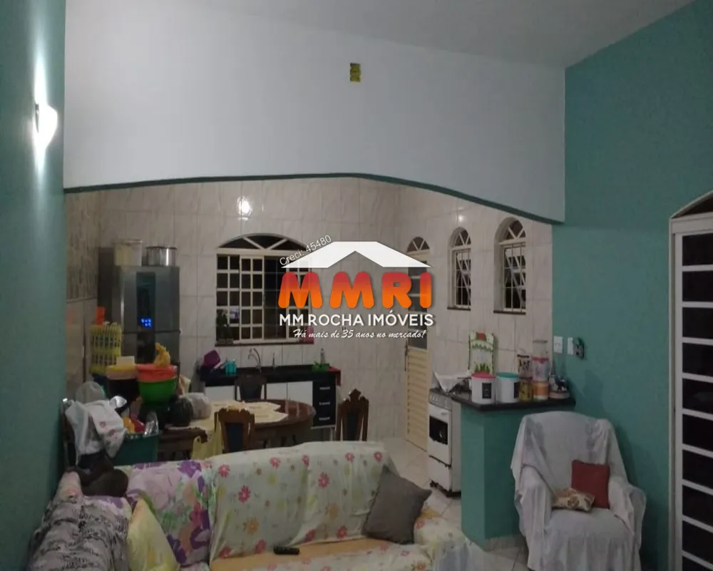Chácara, 2 quartos, 1090 m² - Foto 4