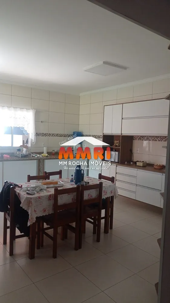 Casa, 2 quartos, 598 m² - Foto 4