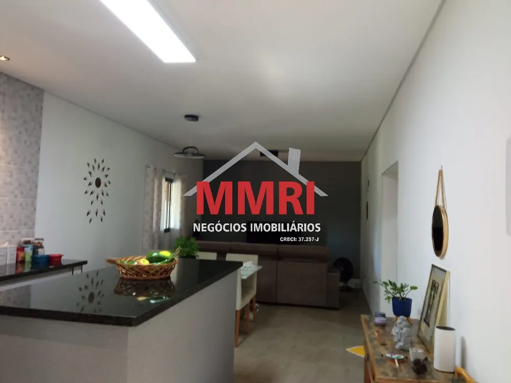 Chácara, 3 quartos, 1600 m² - Foto 1