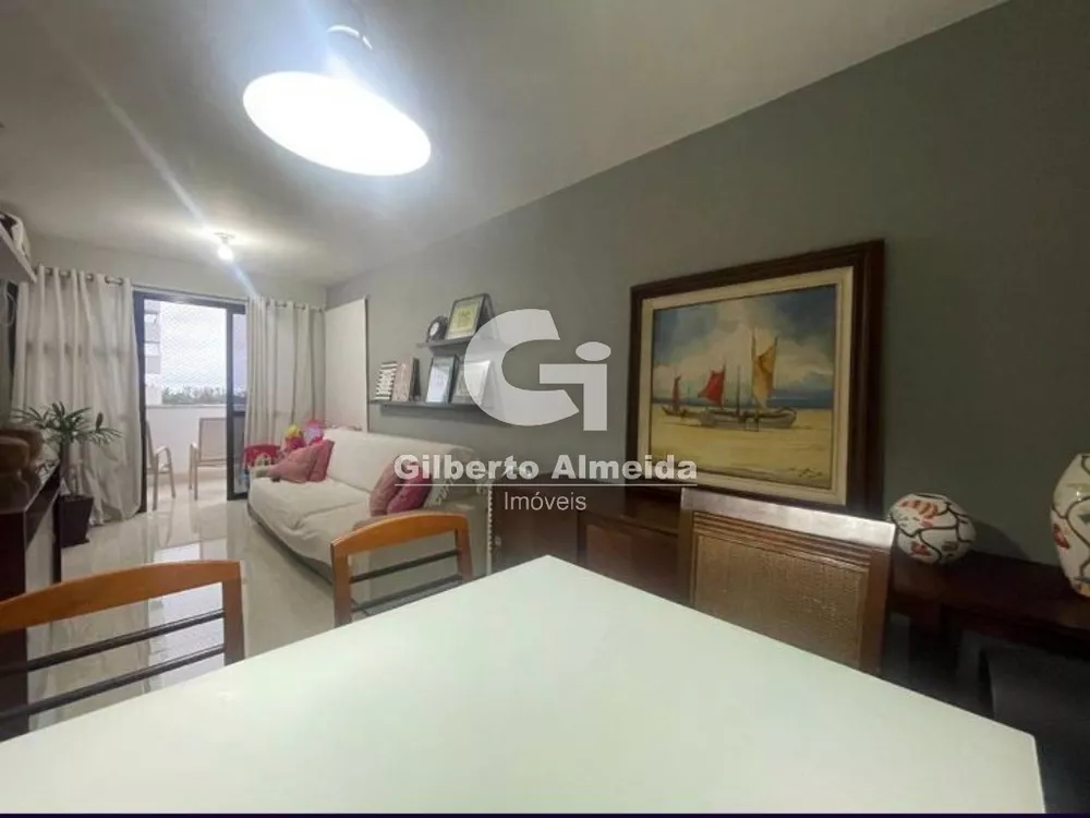 Apartamento à venda com 2 quartos, 70m² - Foto 1