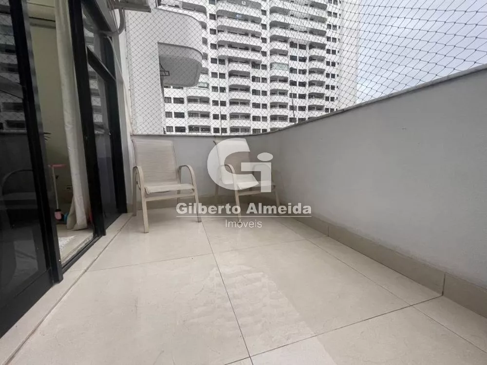 Apartamento à venda com 2 quartos, 70m² - Foto 4