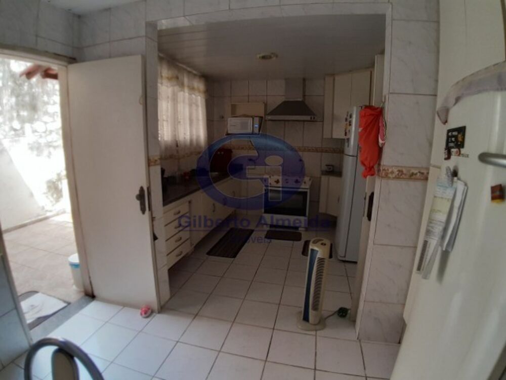 Casa, 4 quartos, 259 m² - Foto 11