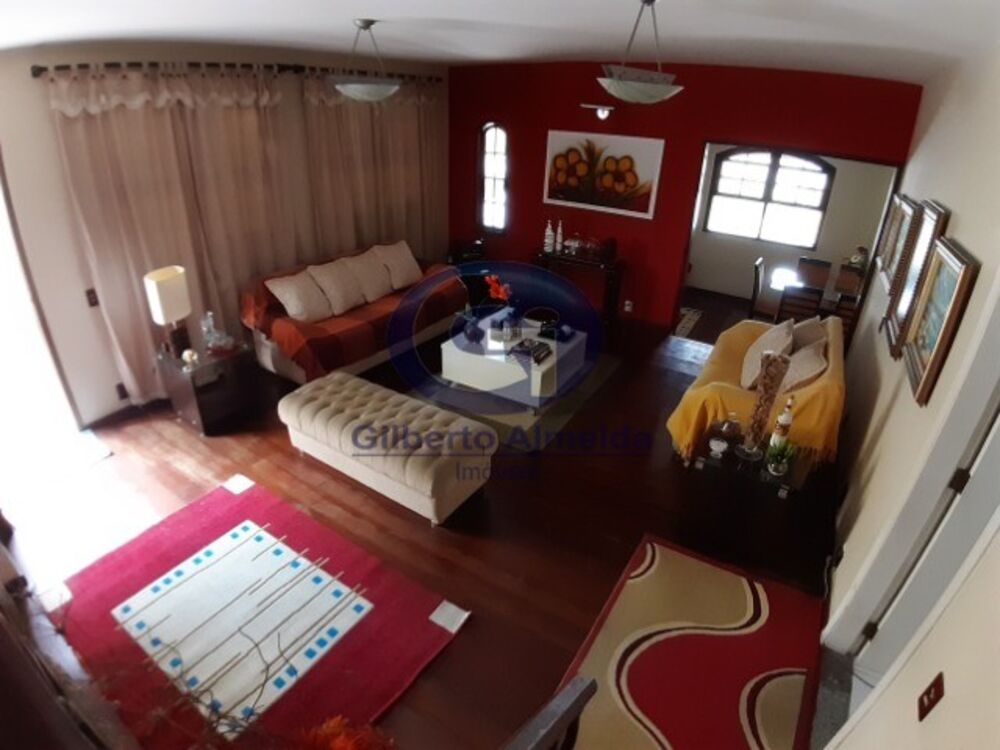 Casa, 4 quartos, 259 m² - Foto 2