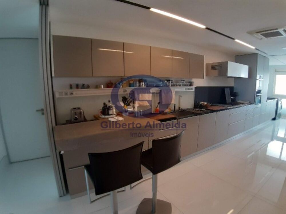 Cobertura à venda com 3 quartos, 600m² - Foto 1